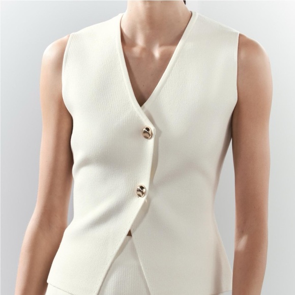 ZARA  WOMAN BASIC KNIT GOLD BUTTON TOP ECRU SIZE XL NEW WITHOUT TAGS - Picture 1 of 9